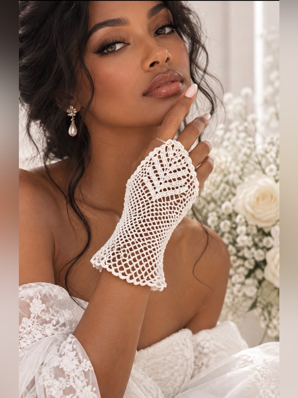 Handmade Crochet Lace Single Hand Glove Off White Finger Loop Bridal Boho S/M